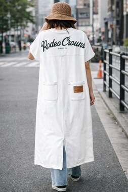 Rodeo Crowns Wide Bowl Color Stitch Logo Maxi Dress